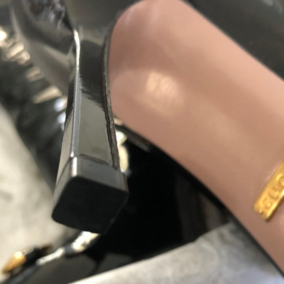 GUCCI Black Patent Vernice Crystal Buckle Bootie - Picture 7 of 9